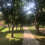 Lägenhet Rabi Park