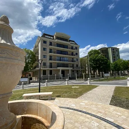 Rabi Park Apartment Varna